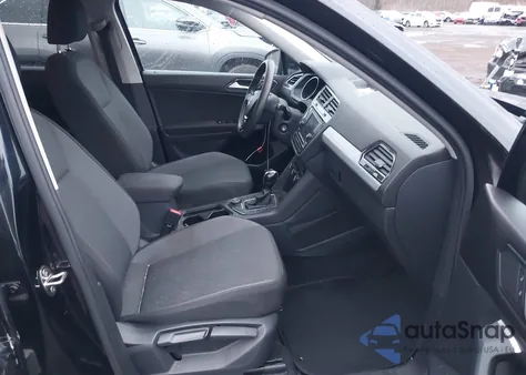 2018 Volkswagen Tiguan 2.0T S z USA, uszkodzony, nr VIN 3VV0B7AXXJM095021